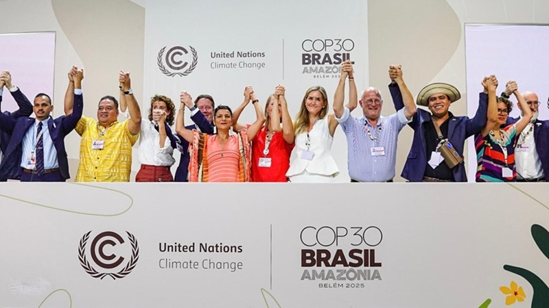 conexaoplaneta's tweet card. "A mensagem é inequívoca: devemos sair desta COP com uma rota global que guie, não de maneira simbólica, mas concreta, nossos esforços coletivos para eliminar gradualmente os combustíveis fósseis....