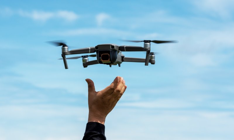 CosmoBC_Tech's tweet card. Discover the key reasons why your drone's battery is dying so quickly and learn how to extend its life by taking the right steps, like updating your firmware.