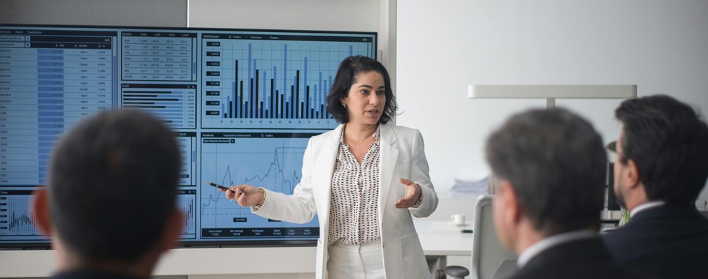 sourceforge's tweet card. Discovering the Best CRM Tool Solves Your Small Business Growth - Software