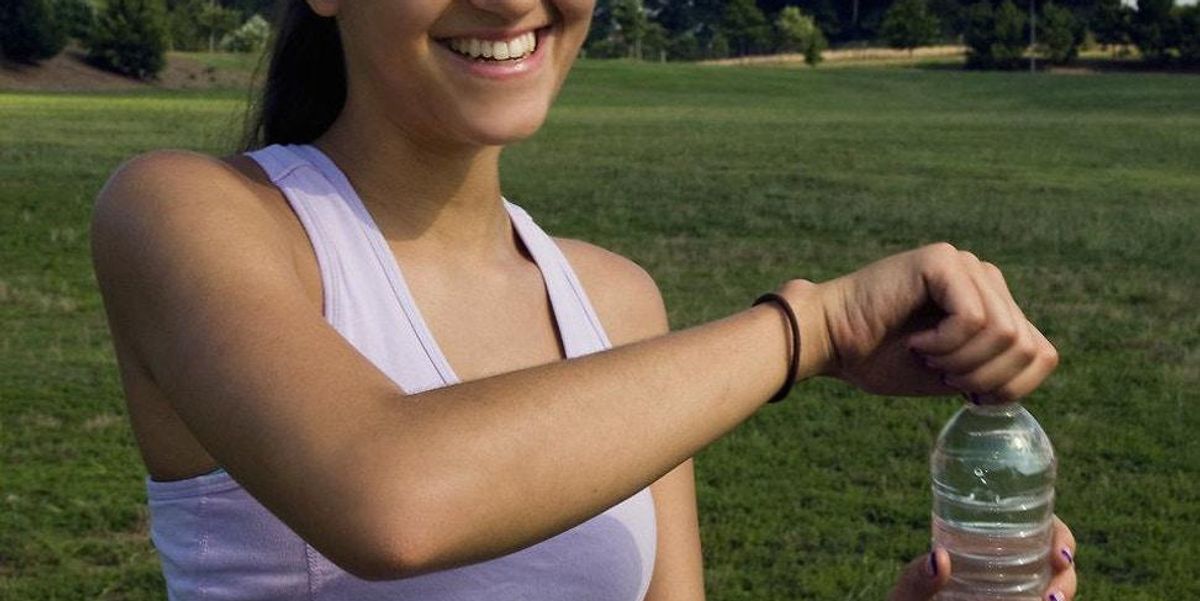 HeymanHustle's tweet card. Is bottled water really all that bad?