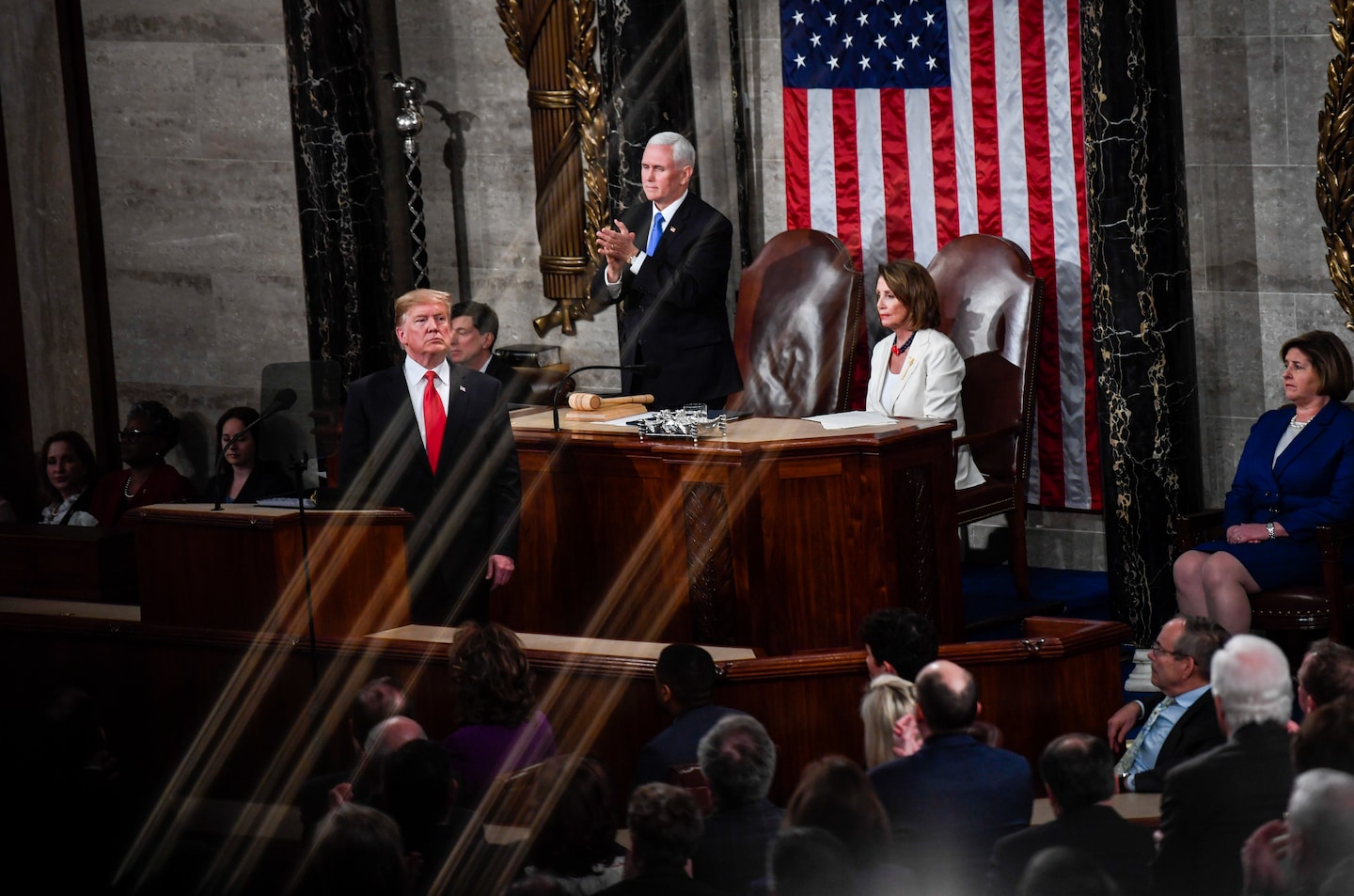 washingtonpost's tweet card. President calls on Congress to approve border wall funds, blasts ‘ridiculous’ probes.