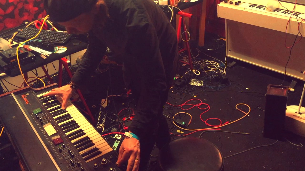 Rothhandle's tweet card. Treating the drums through the Roland VP 330+ for Galasphere