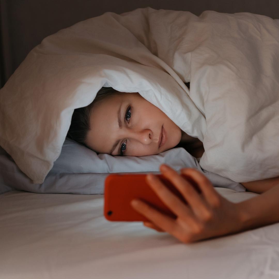 NexalinTech's tweet card. For 10% of Americans, insomnia can be long-term and occurs at least three days per week for at least three months. Here are tips to get to sleep.