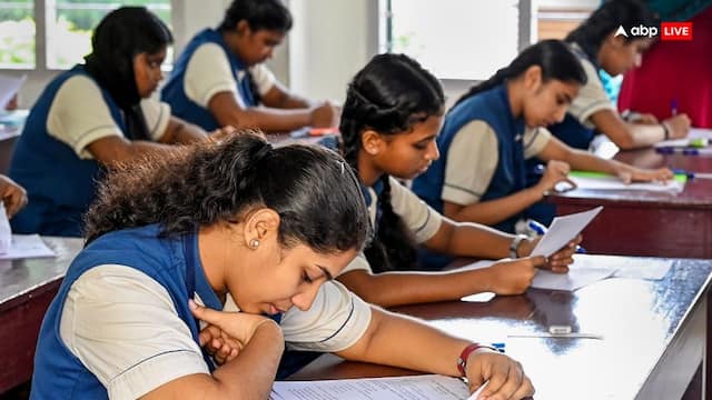 abpnadu's tweet card. 1 முதல் 8ஆம் வகுப்பு வரையான மாணவர்களுக்கு 2026- 27ஆம் கல்வியாண்டு முதல் புதிய பாடத்திட்டம் அறிமுகம் செய்யப்பட உள்ளது.