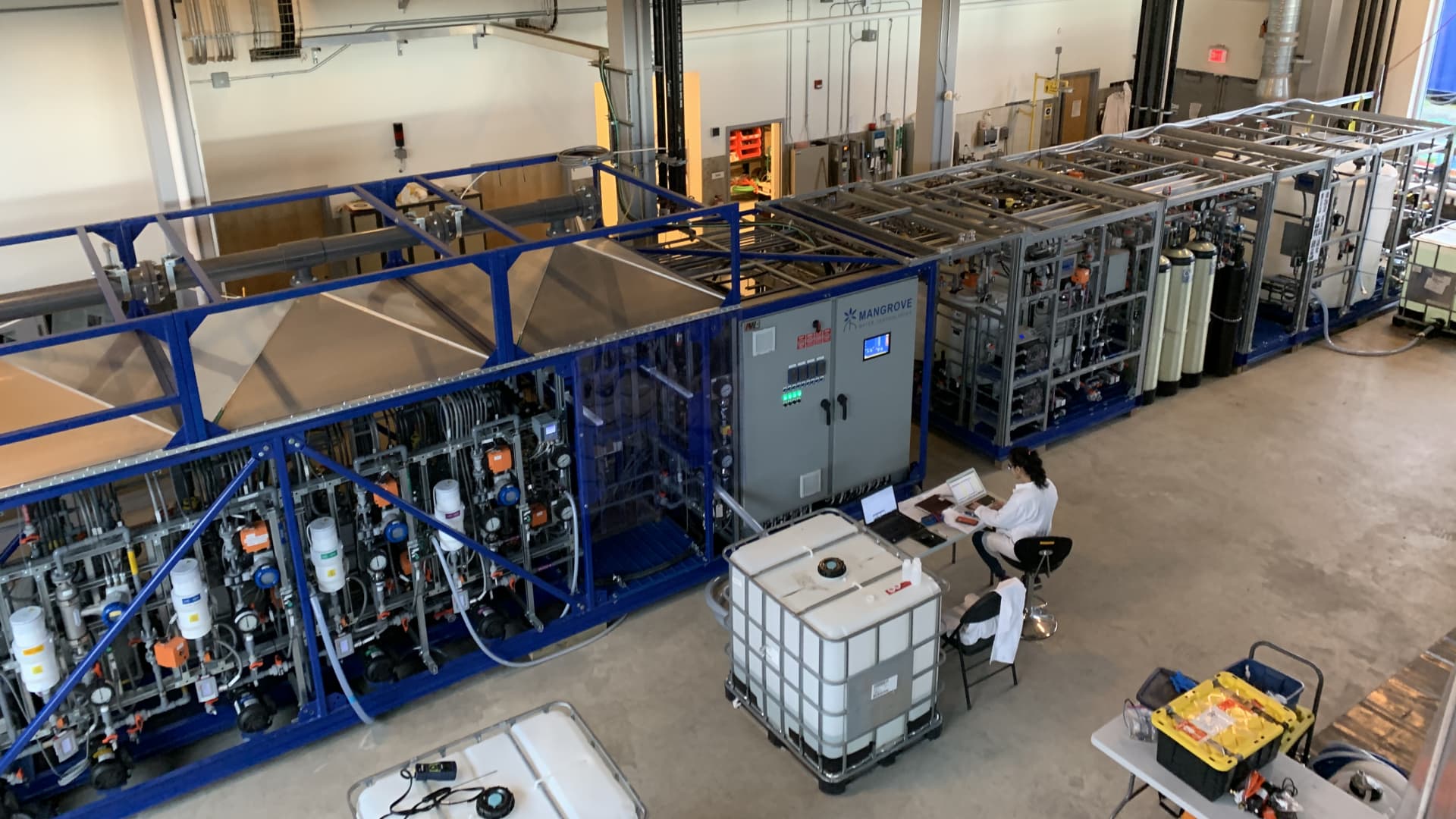 TheMetalnomist's tweet card. Mangrove Lithium secures $35mn for BC refining plant, boosting EV battery material production.