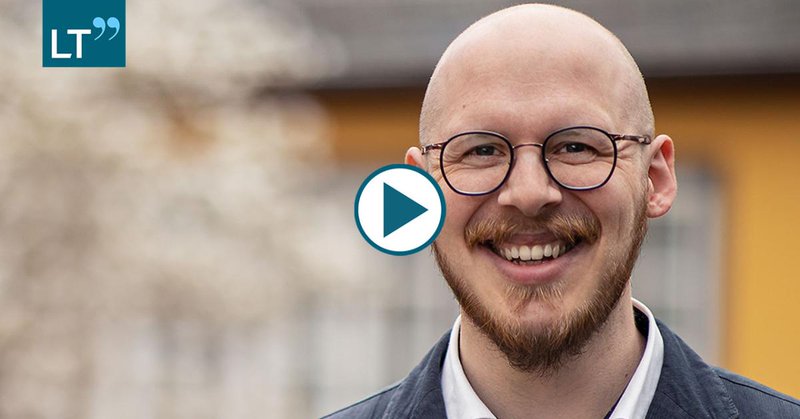 Tweet card summary image