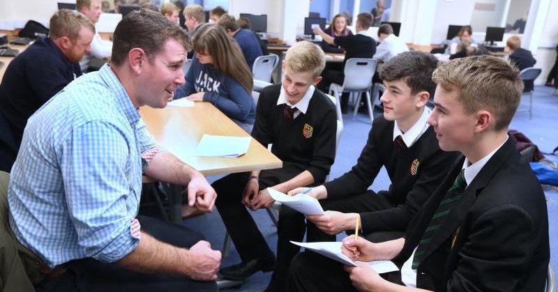 Tweet card summary image