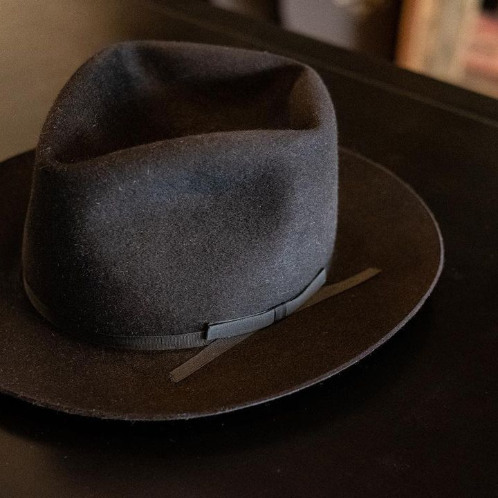 dieworkwear's tweet card. Every two months at The Economist, you can find Adrian Wooldridge opining about the modern world through his column, The Bagehot. Nearly all of his articles follow the same formula. He bemoans the l