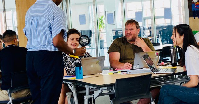 Tweet card summary image