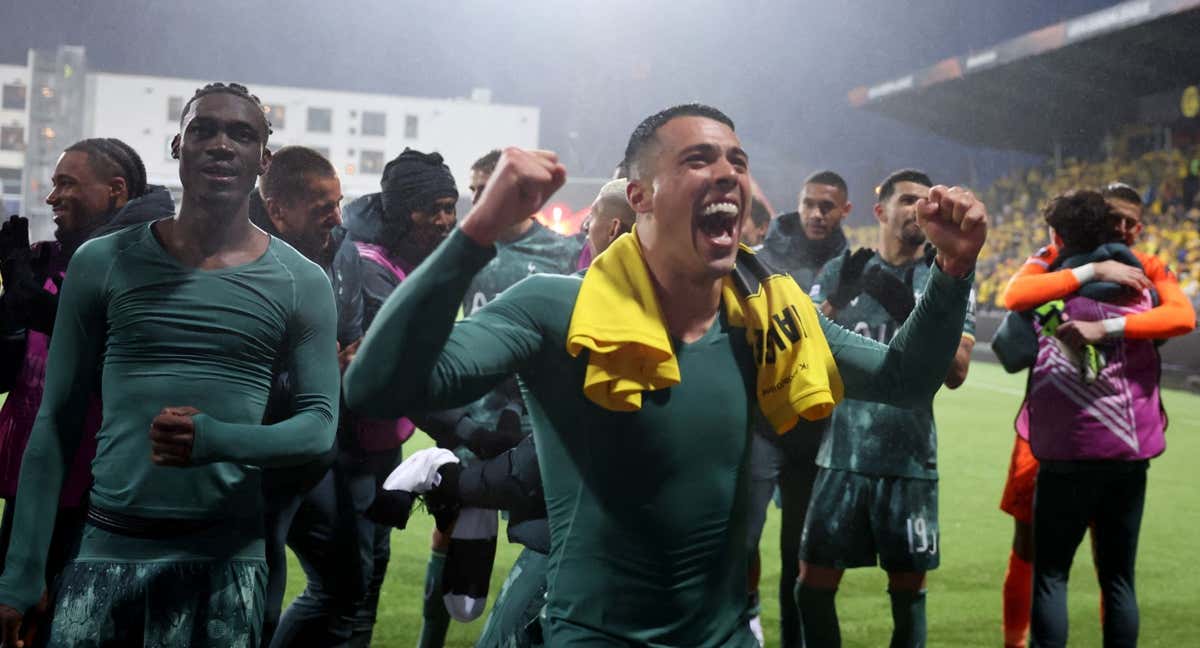 relevo's tweet card. El español, que dio una gran asistencia en la ida, marcó un golazo para llevar a los de Londres a la final de la Europa League, donde se medirán al Manchester United.