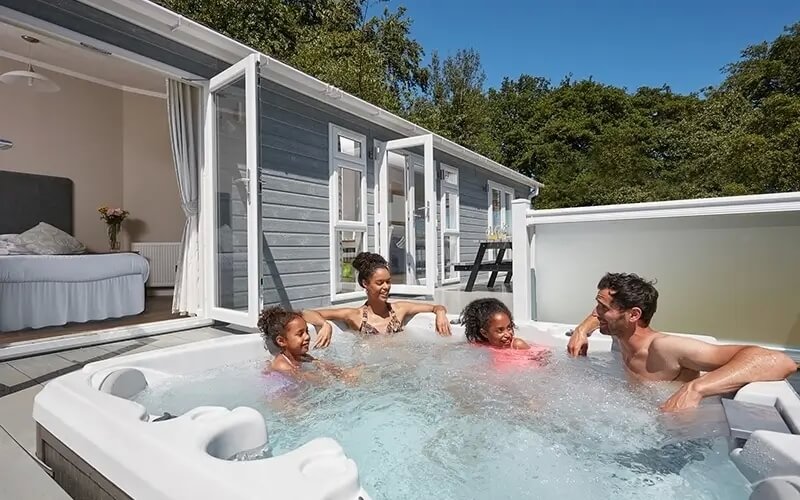 gwyneth4bea's tweet card. One lucky reader can win a fabulous break for four in a pet-friendly luxury lodge complete with its own hot tub at Richardson's Hemsby Beach Holid...