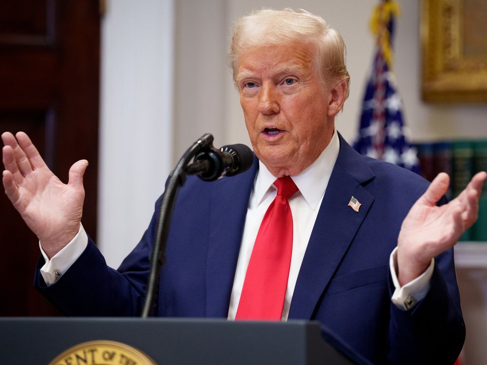 DennisKendel's tweet card. Trump betrays Ukraine, Zelenskyy fights on