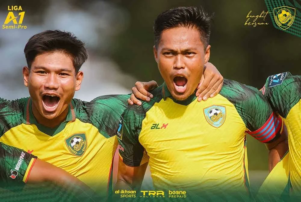 SinarOnline's tweet card. KETUA Jurulatih Kedah Darul Aman (KDA) FC, Azzmi Abd Aziz menegaskan bahawa perjalanan pasukannya dalam Liga A1 Semi Pro musim 2025/2026 masih panjang,...
