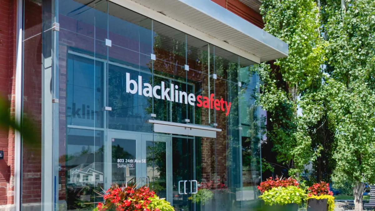 techday_ca's tweet card. Calgary-based Blackline Safety is on Deloitte’s 2025 Technology Fast 500, marking its fourth appearance for rapid growth in safety tech.