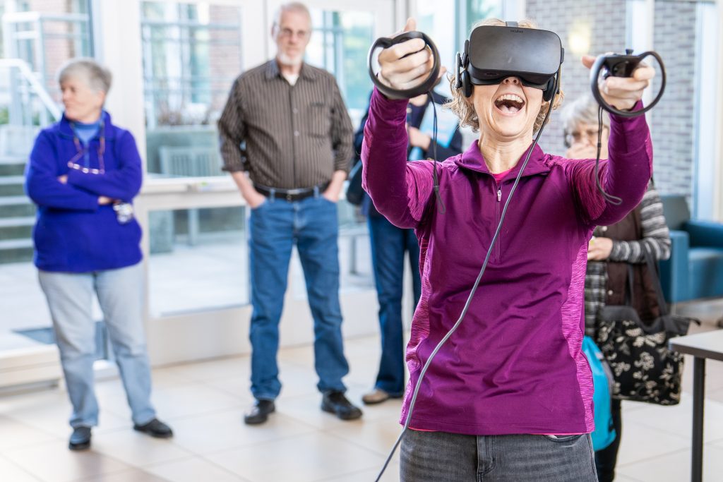 VT_Science's tweet card. Neuroscientists with the Fralin Biomedical Research Institute at VTC and the School of Neuroscience will celebrate the amazing brain with their 10th annual Brain School program, “The Electric Brain,”...