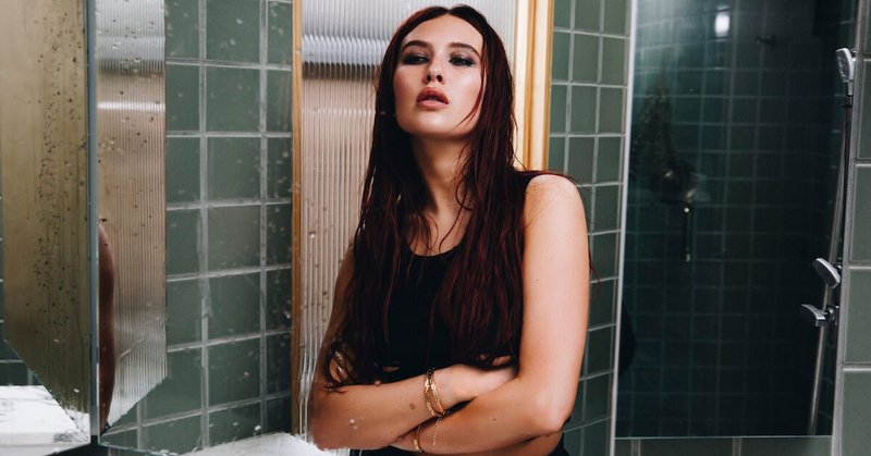 Tweet card summary image