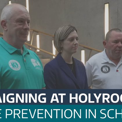 Tweet card summary image