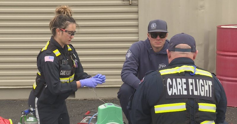 Tweet card summary image