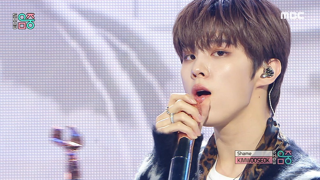 KWS_official_'s tweet card. 김우석 - 셰임 (KIM WOO SEOK - Shame), MBC 220312 방송