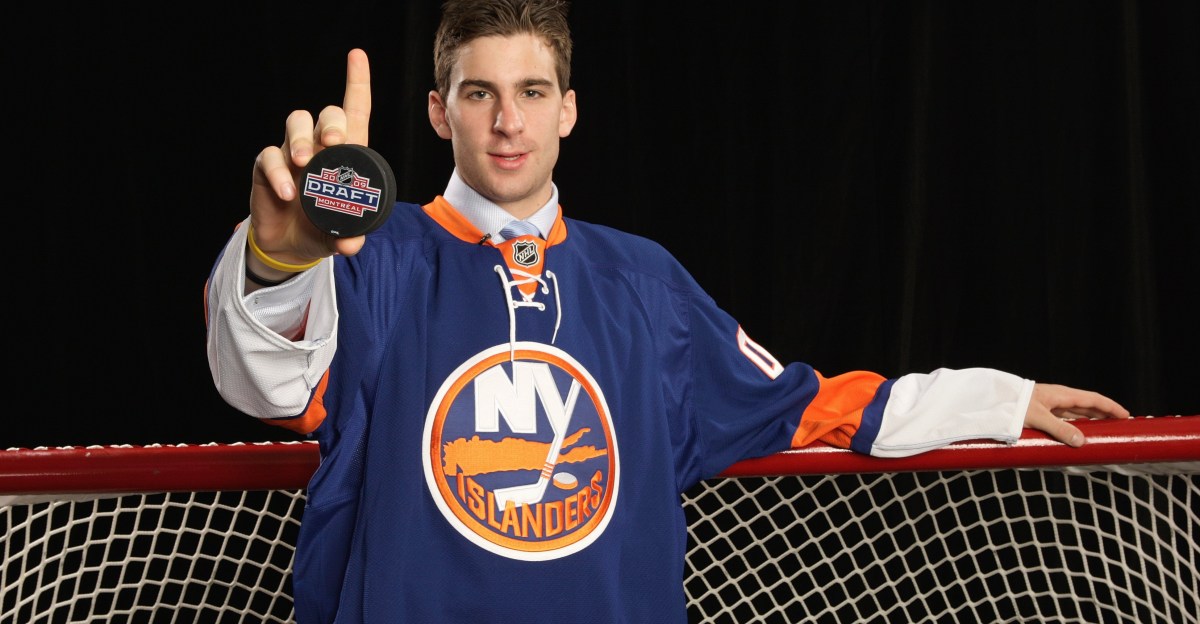 NYIBlogBox's tweet card. The Islanders captain waxes about Long Island, and we wax right back