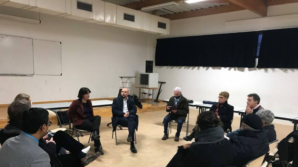 EnMarche53's tweet card. La majorité présidentielle a lancé sa campagne en Mayenne en vue de l’élection d’avril 2022. Si Emmanuel Macron n’a pas encore annoncé officiellement sa candidature à la présidentielle, les militants...