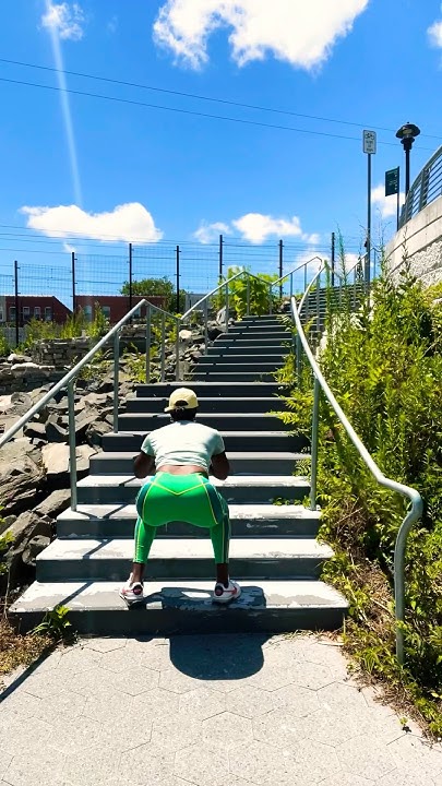 MsDreambodyfit's tweet card. Save this one📌#shorts #lowerbodyexercises #glutetraining #exercise...