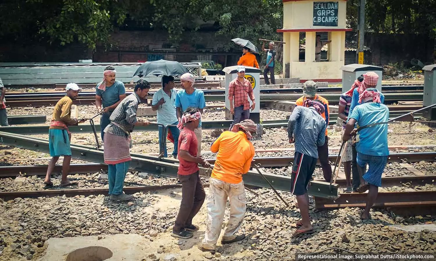 IndiaSpend's tweet card. Despite high-speed trains and higher safety spending, Indian Railways continue to battle chronic delays. Data and experts point to aging infrastructure, poor maintenance, and congestion