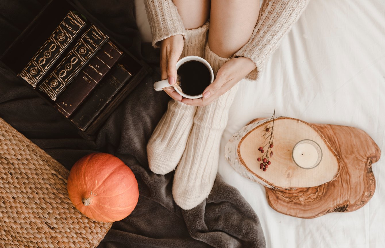 herdigitalblog's tweet card. As the pace of summer starts to slow down and the cooler days set in, many of us are looking forward to adding a touch of warmth and coziness to our homes and routines. Unfortunately, the seasonal...