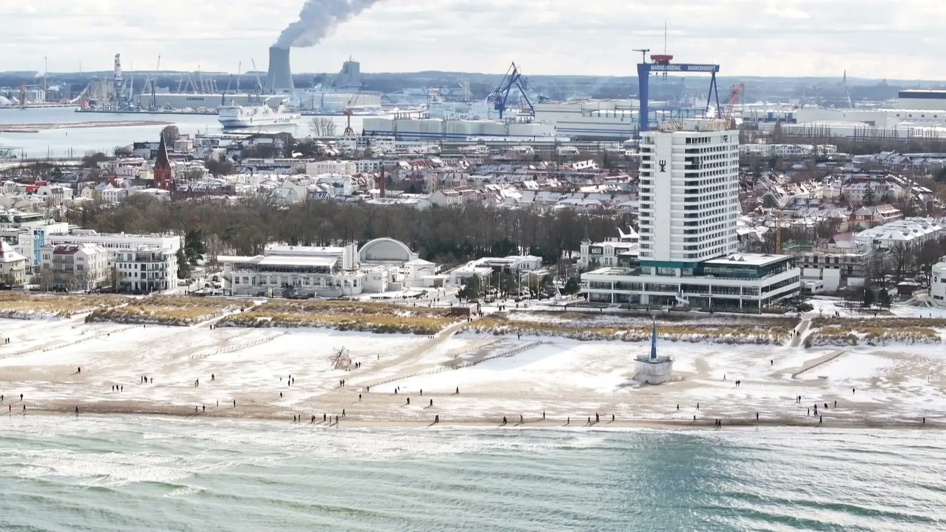 wyschilgod2019's tweet card. Alle, die in der Stadt oder dem Landkreis Rostock wohnen, können wieder vergünstigt in Hotels vor Ort einchecken. Die Buchung dafür ist gestartet.