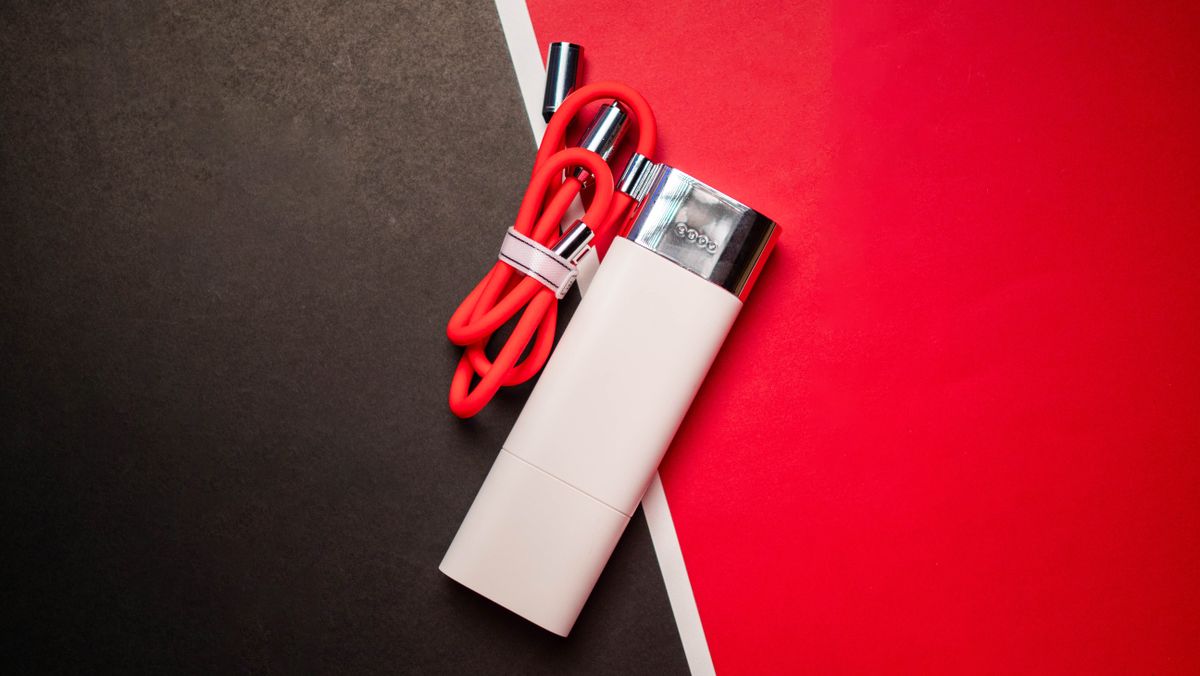 TferThomas's tweet card. OnePlus collaborated with Sharge to make a 10,000mAh 55W power bank that's like no other.