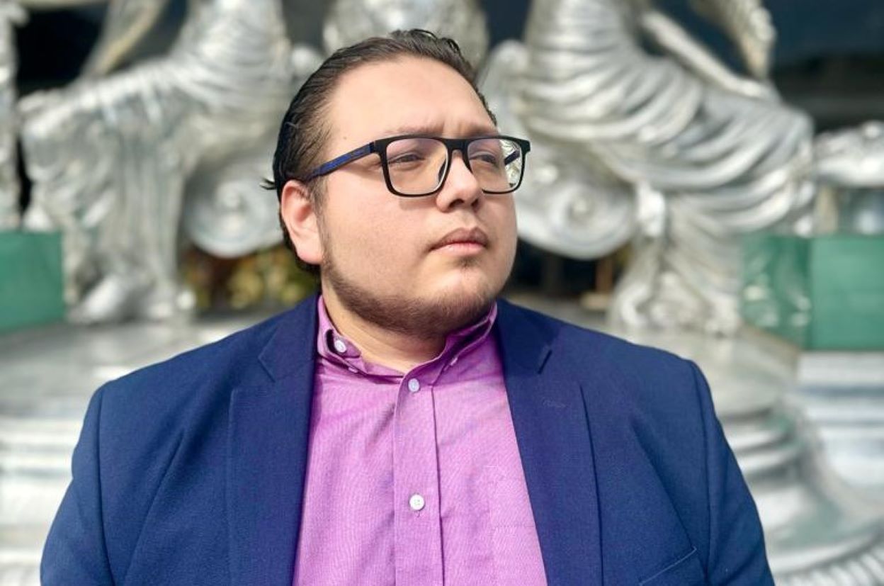 tw_jmf's tweet card. Apareció una propuesta insólita: cárcel para quienes hagan memes, stickers o videos con IA que “ridiculicen” o dañen la reputación.