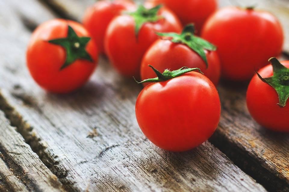essfeed1's tweet card. The Global Tomato Market in 2025 Trends Opportunities and Challenges https://lnkd.in/d4p5398W #tomatoes #tomatosauce #tomatoindustry #tomatomarket