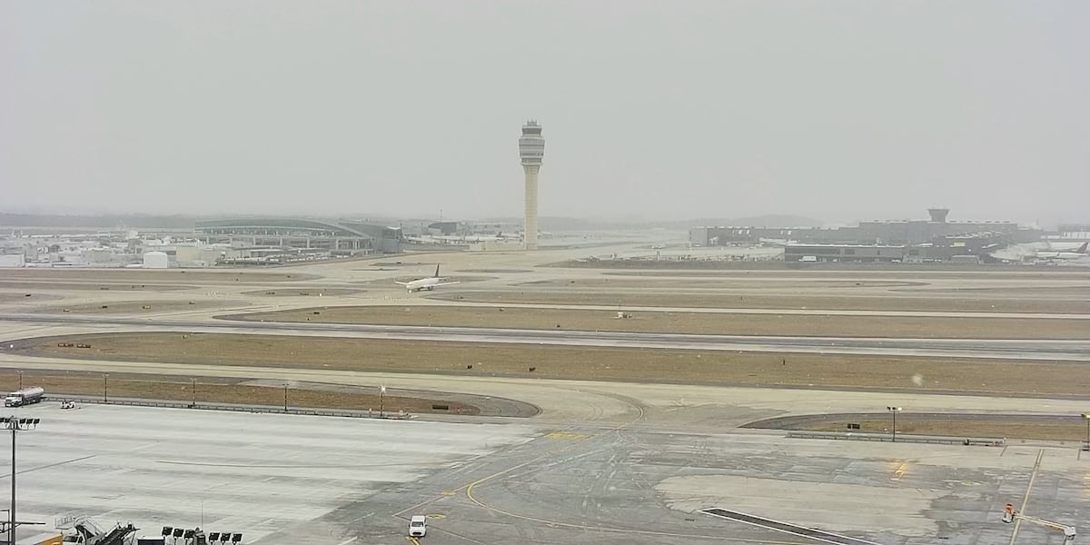 wcax's tweet card. A lot of snow, rain and cold weather await travelers for the rest of the Thanksgiving holiday weekend.