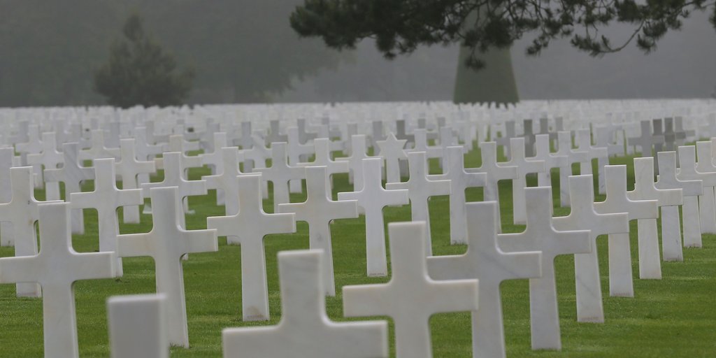 jockowillink's tweet card. Salute those who gave their lives defending our freedom and our flag.