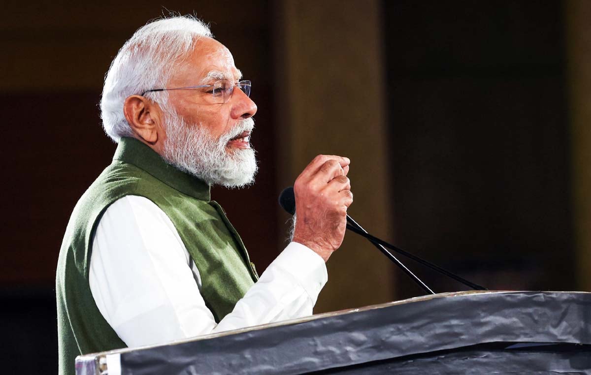 Minnambalamnews's tweet card. மோடி விமர்சிக்கும் 'மெக்காலே மனப்பான்மை': வரலாறு கூறுவது என்ன?PM Modi's criticism of Macaulay mentality