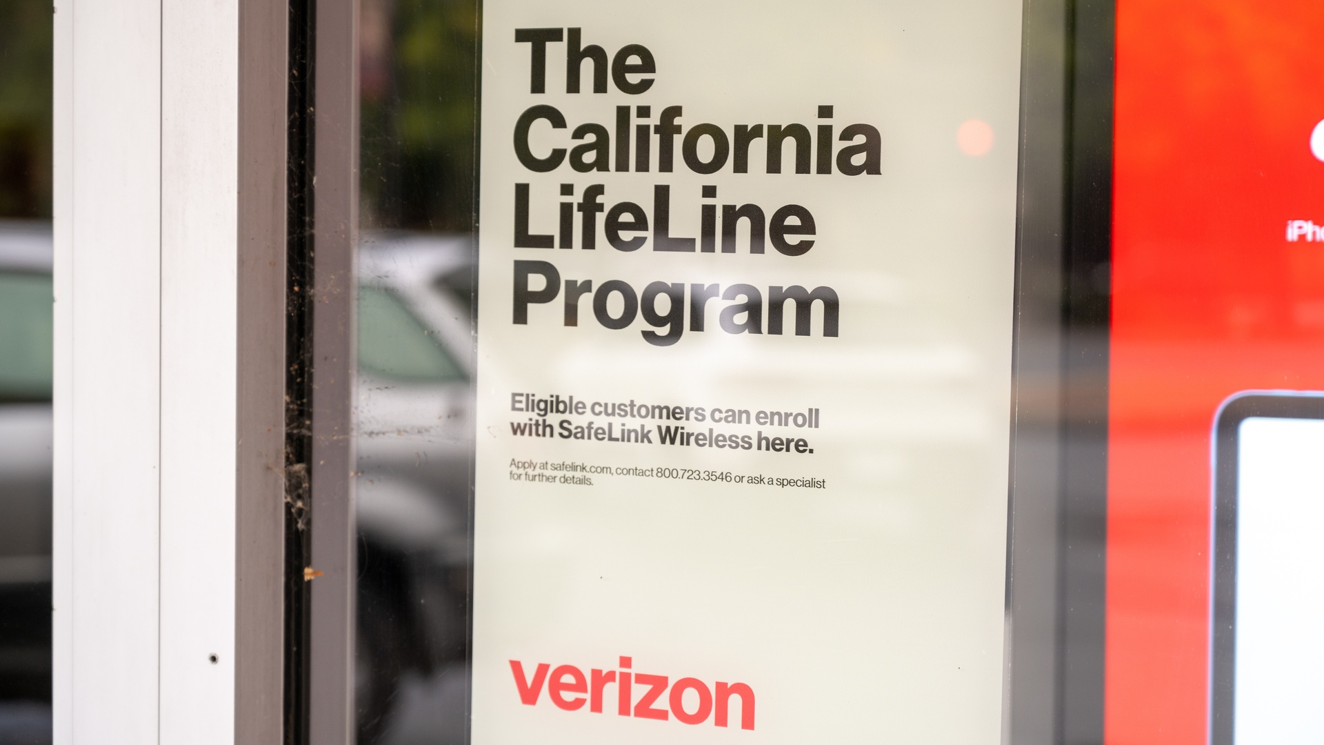 twrling's tweet card. The federal Lifeline Program began in 1985 under former President Ronald Reagan to provide phone service to low-income residents.