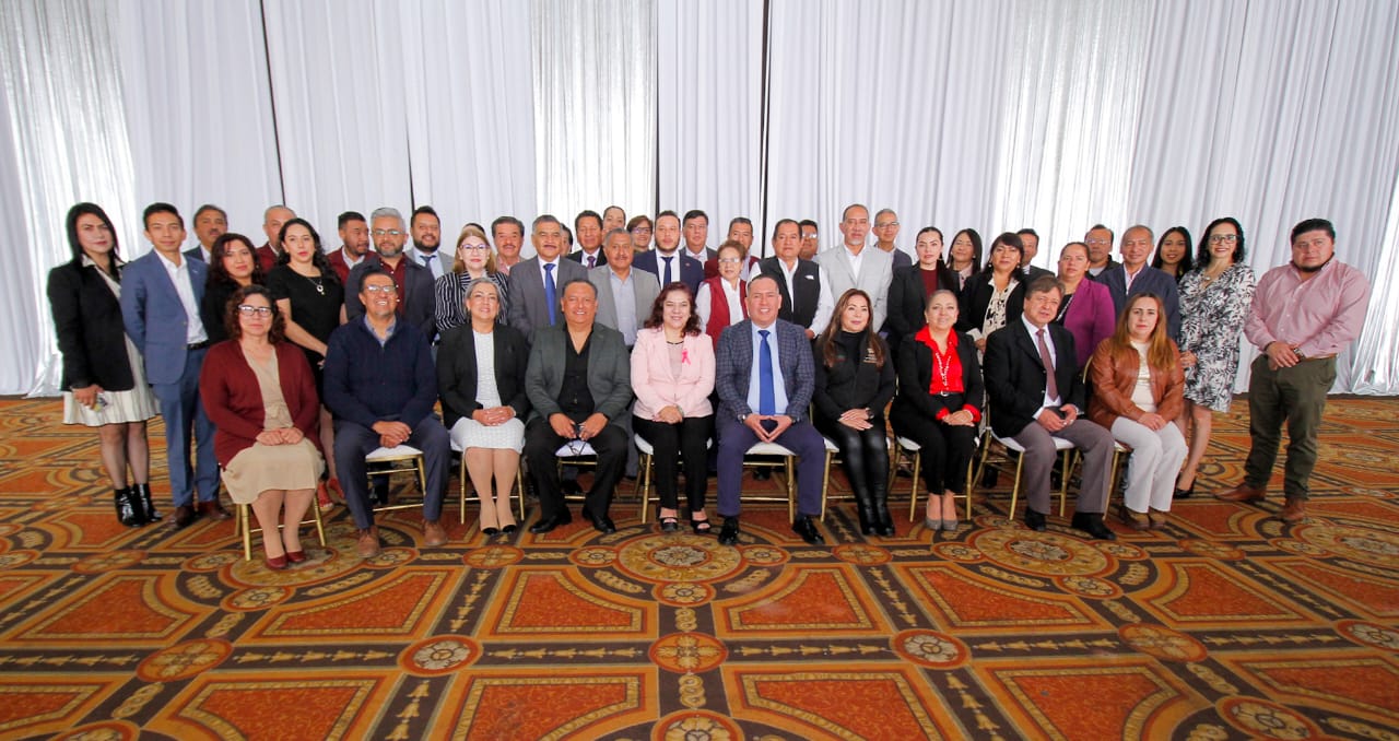 diaplazajuarez's tweet card. La Secretaría de Educación Pública de Hidalgo (SEPH) llevó a cabo la sesión del Consejo Directivo de la Dirección General de Educación Básica, un espacio de análisis y reflexión que orienta las...