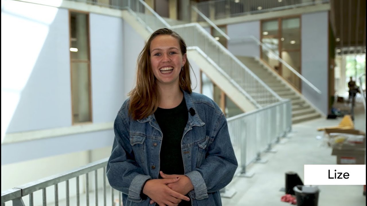 hyperion's tweet card. Rondleiding leerlingen in nieuwbouw Hyperion Lyceum