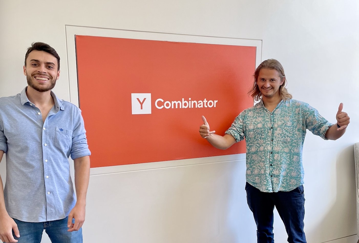 ycombinator's tweet card. Replace wet lab experiments with gen AI molecular simulations