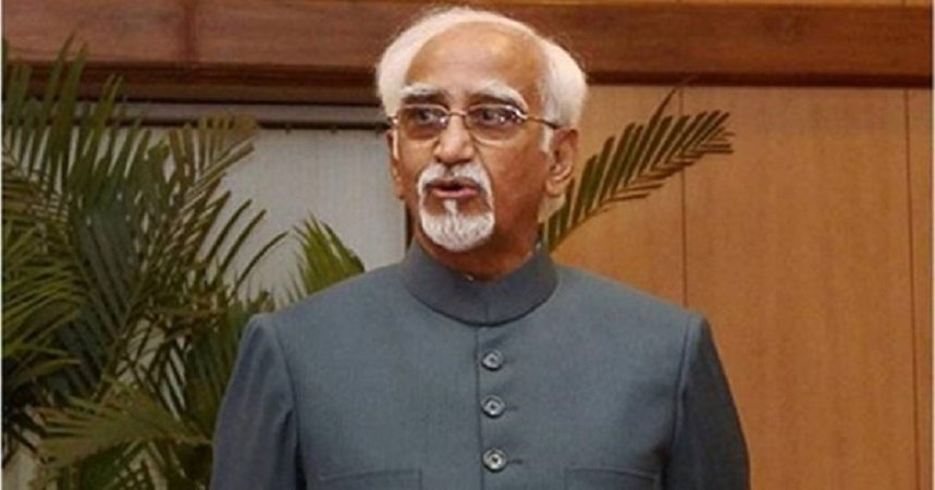 OpIndia_in's tweet card. एक कश्मीरी युवा पर रॉ की नजर थी। रॉ के स्टेशन चीफ, डीबी माथुर को साथी अधिकारियों ने इसके बारे में अंसारी को सूचना नहीं देने की सलाह दी। हालाँकि, माथुर ने अंसारी को इसकी जानकारी दे दी। कथित तौर पर...