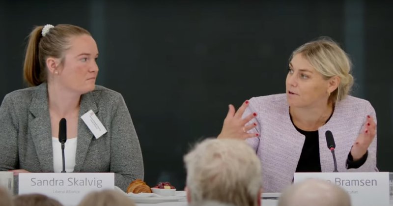 Tweet card summary image