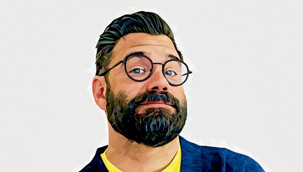 eldiariodmadrid's tweet card. A Lucía siempre le pasaba lo mismo en diciembre…, ese olor a madera, las luces que tiemblan un poco con el viento, el frío que parece llegar desde un lugar a