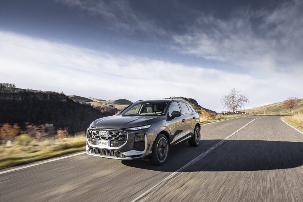 covo84's tweet card. La versione e-hybrid garantisce la flessibilità d’uso senza rinunciare ai benefit dedicati alla clientela business. Può percorrere fino a 119 km in elettrico e ricaricare la batteria in corrente...