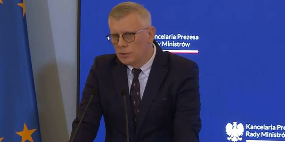 Cyntia_Harasim's tweet card. Służba Kontrwywiadu Wojskowego uległa wpływom Rosji. Zaistniał rosyjski wpływ na polski kontrwywiad. Korzystając ze zgody premiera Donalda Tuska na współpracę p