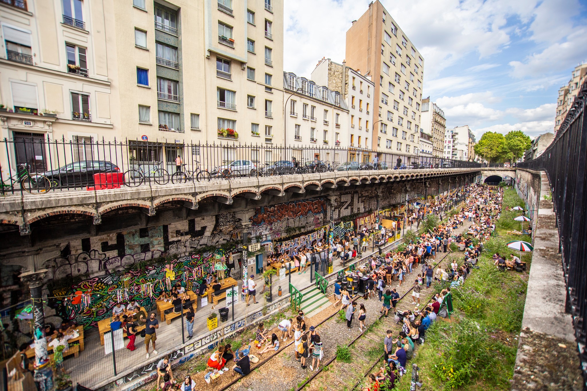 IsabelleCollod's tweet card. C'est LE rendez-vous incontournable de ce mois de juin à Paris pour les amoureux de musique ! À l'occasion du Disquaire Day et en collaboration avec Paris