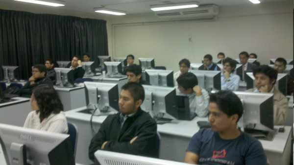 lshimokawa's tweet card. Asistentes al #upcrefactoring