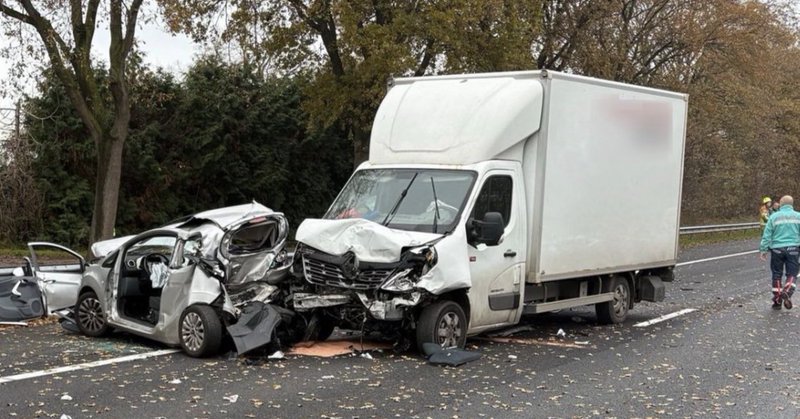 Snelweg dicht na ernstig ongeval, traumahelikopter geland