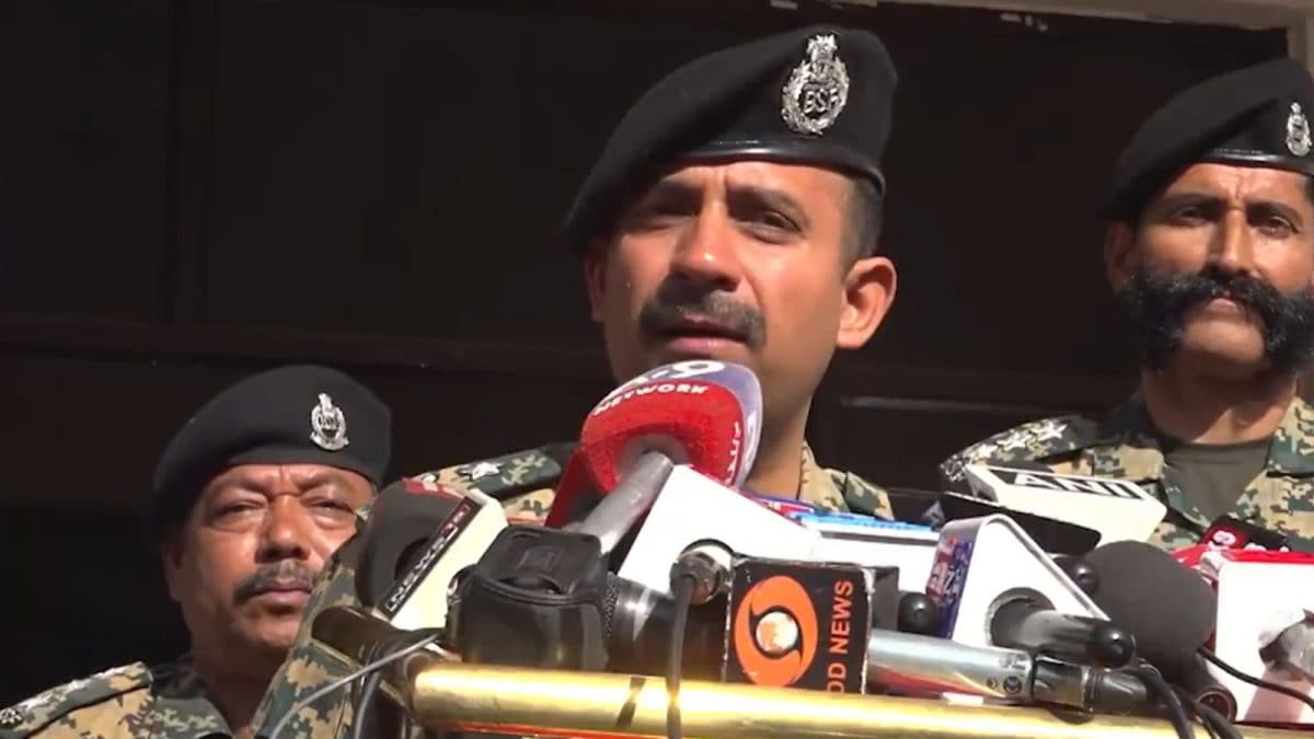 CNNnews18's tweet card. After the Pahalgam terror attack, India launched Operation Sindoor targeting terror hideouts. BSF destroyed 118 Pakistani posts in Jammu amid intense cross-border firing.