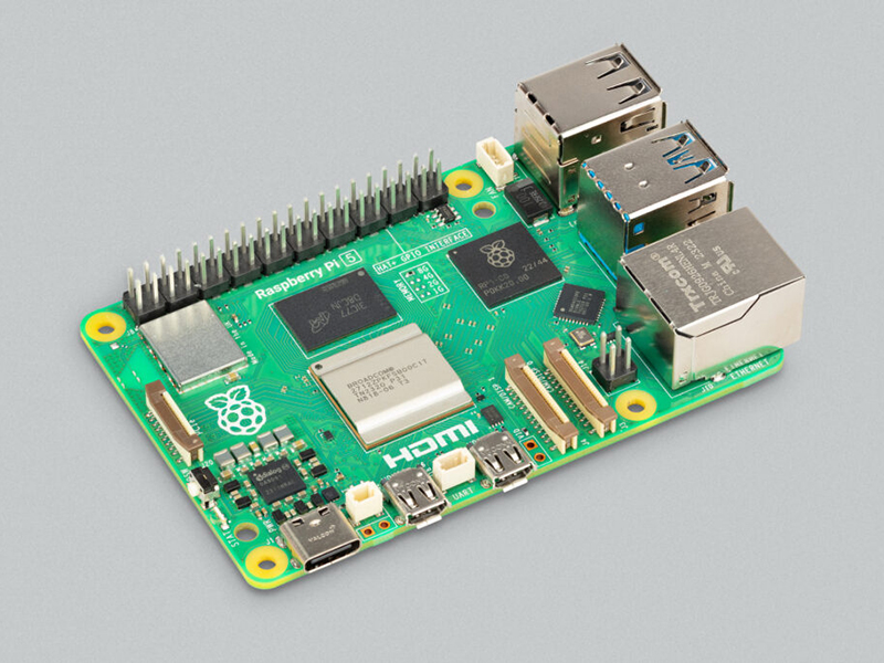 opengl2772's tweet card. 　Raspberry Pi財団は、新型シングルボードコンピュータ「Raspberry Pi 5」を発表した。メモリ容量は4GBと8GBを用意し、価格はそれぞれ60ドル、80ドル。