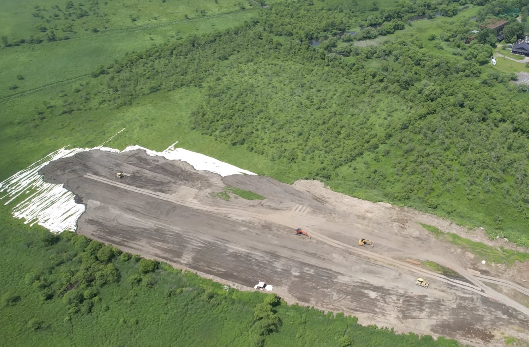 Rapt_plusalpha's tweet card. 大阪市の「日本エコロジー」が、釧路湿原周辺で進めるメガソーラー発電所の建設事業について、中止勧告を受けているに…